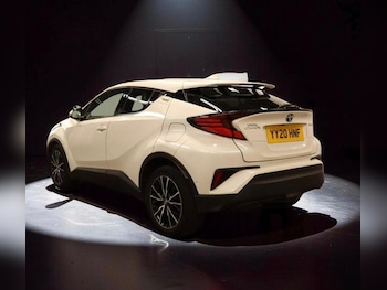 Used Toyota C-HR 2020 for sale - 78447467: Photo