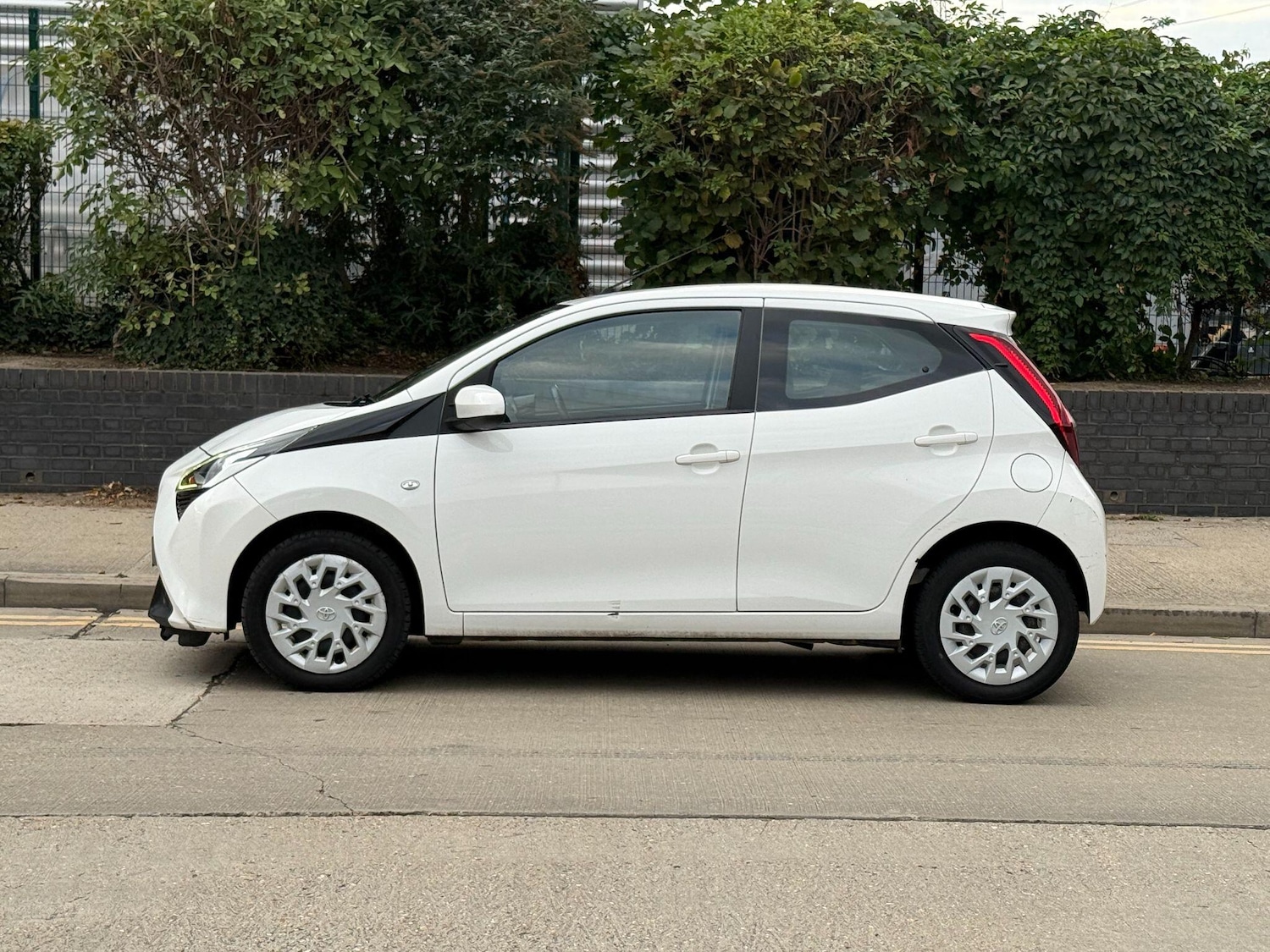 Used Toyota AYGO 2021 for sale - 77029699: Photo 11