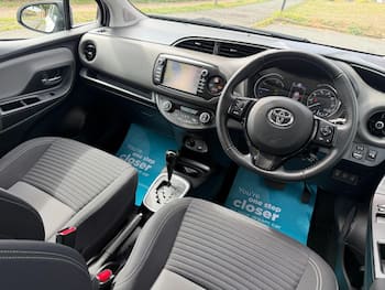 Used Toyota Yaris 2018 for sale - 79793540: Photo