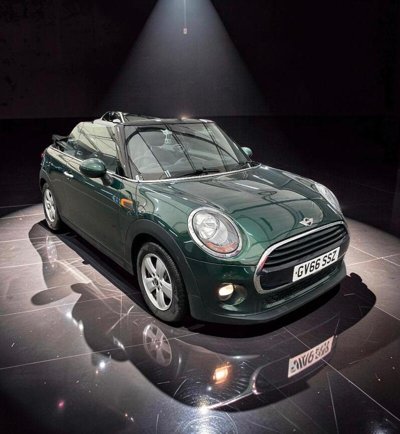Used MINI Convertible 2016 for sale - 78170839: Photo 2