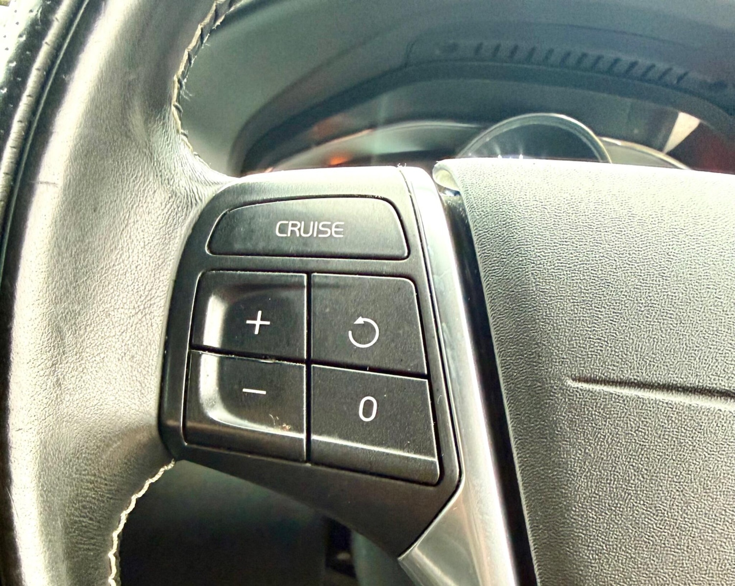 Used Volvo XC60 2016 for sale - 76759692: Photo 16