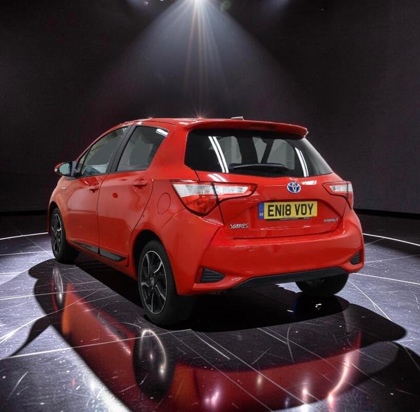 Used Toyota Yaris 2018 for sale - 78034719: Photo 2