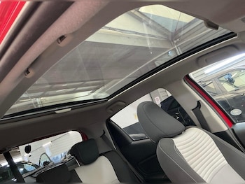 Used Toyota Yaris 2018 for sale - 78034719: Photo