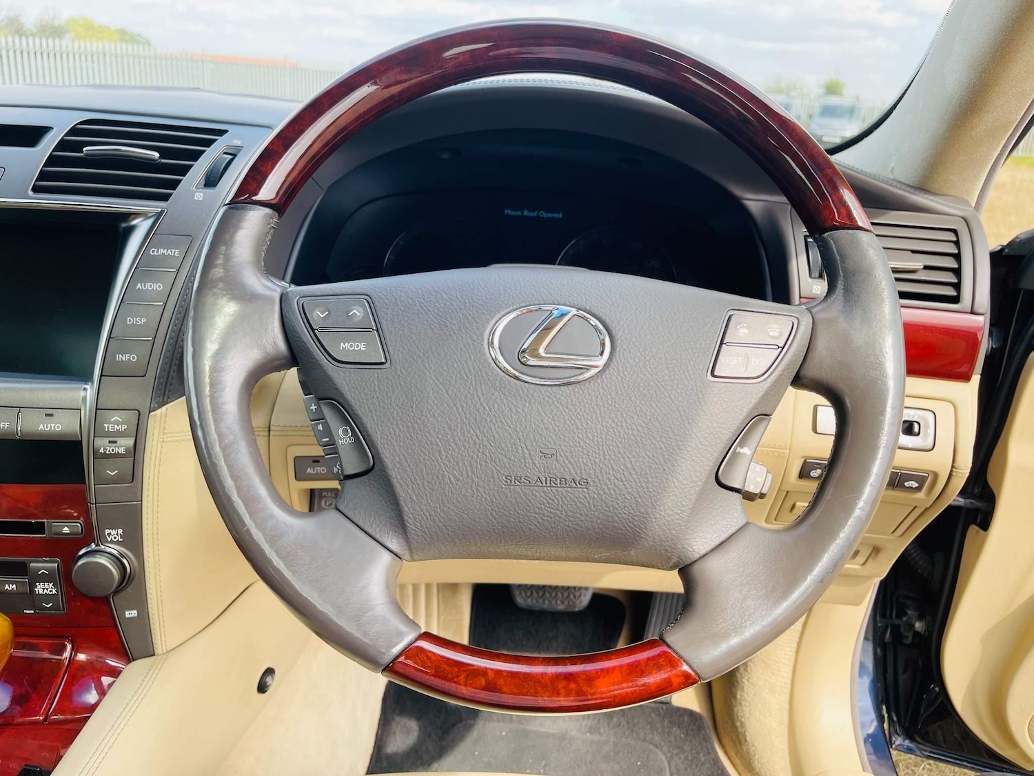 Used Lexus LS 2008 for sale - 76457071: Photo 12