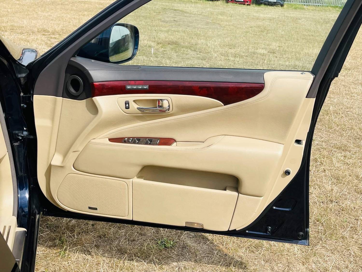 Used Lexus LS 2008 for sale - 76457071: Photo 22