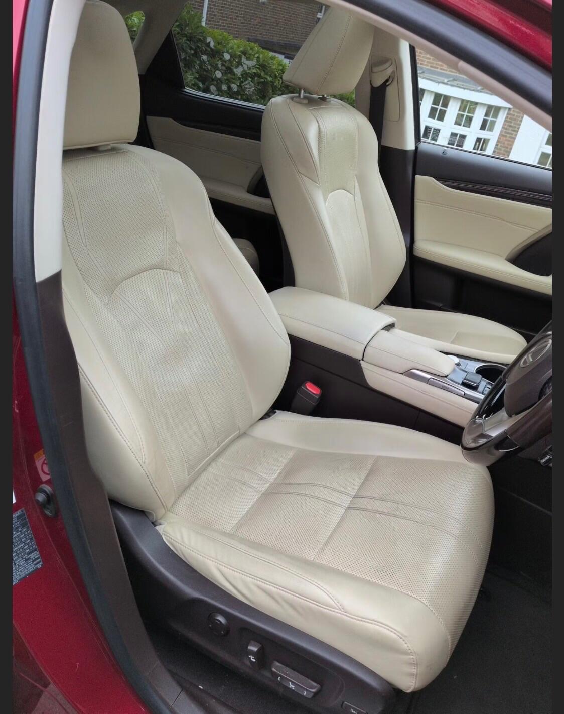 Used Lexus RX 2018 for sale - 77695649: Photo 4