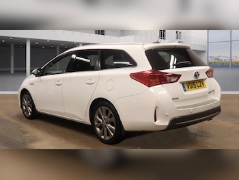 Used Toyota Auris 2015 for sale - 77081582: Photo