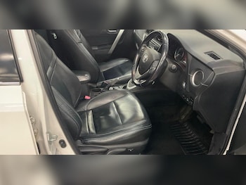 Used Toyota Auris 2015 for sale - 77081582: Photo