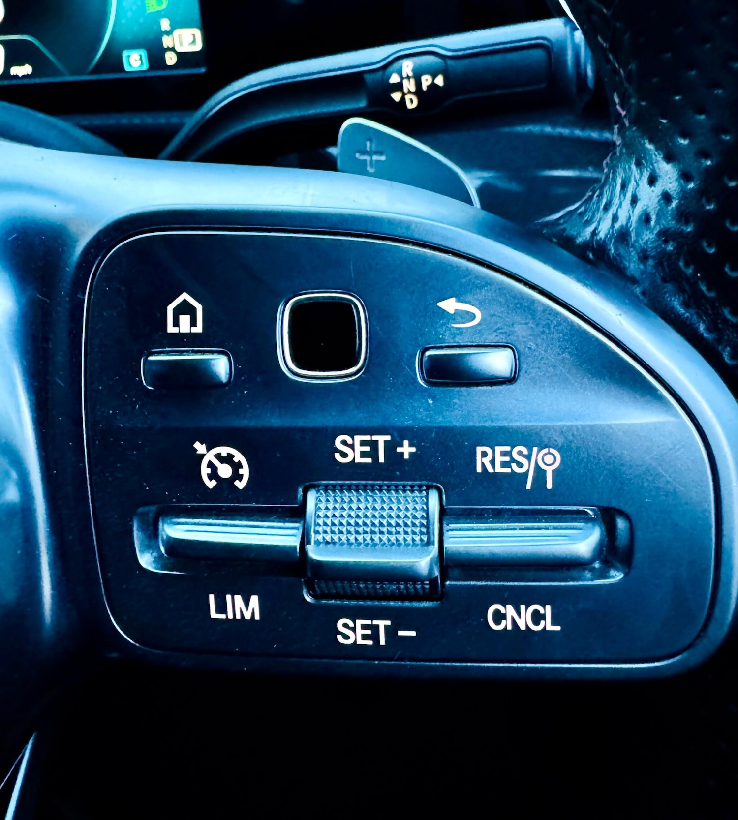 Used Mercedes-Benz A-Class 2019 for sale - 76975802: Photo 15