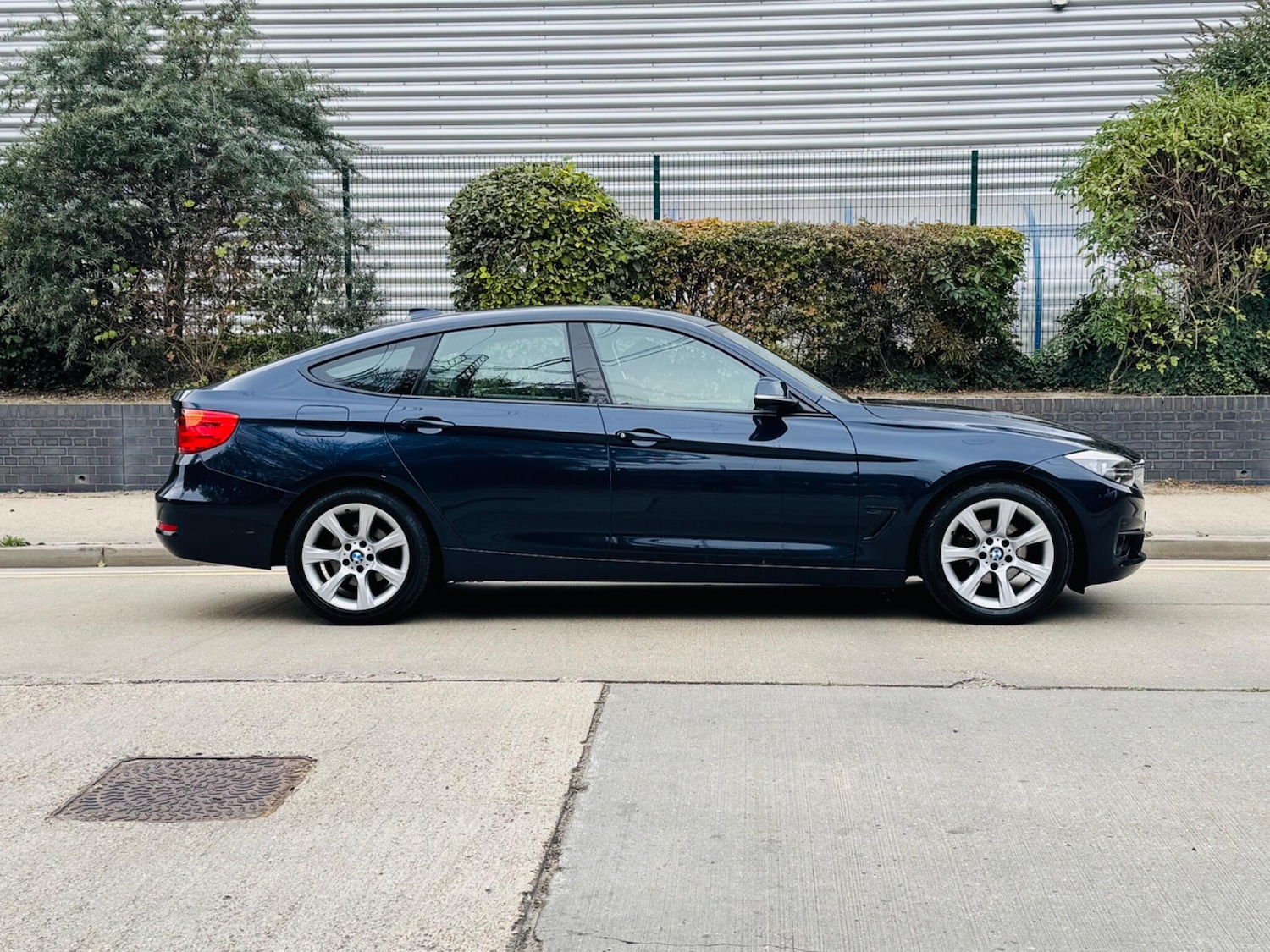 Used BMW 3 Series Gran Turismo 2015 for sale - 76240147: Photo 10