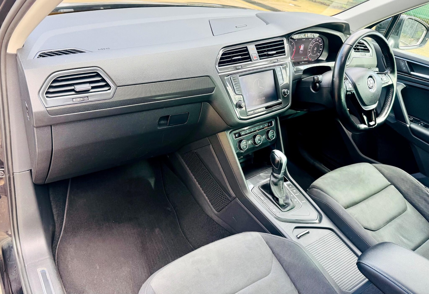 Used Volkswagen Tiguan 2017 for sale - 77625037: Photo 10