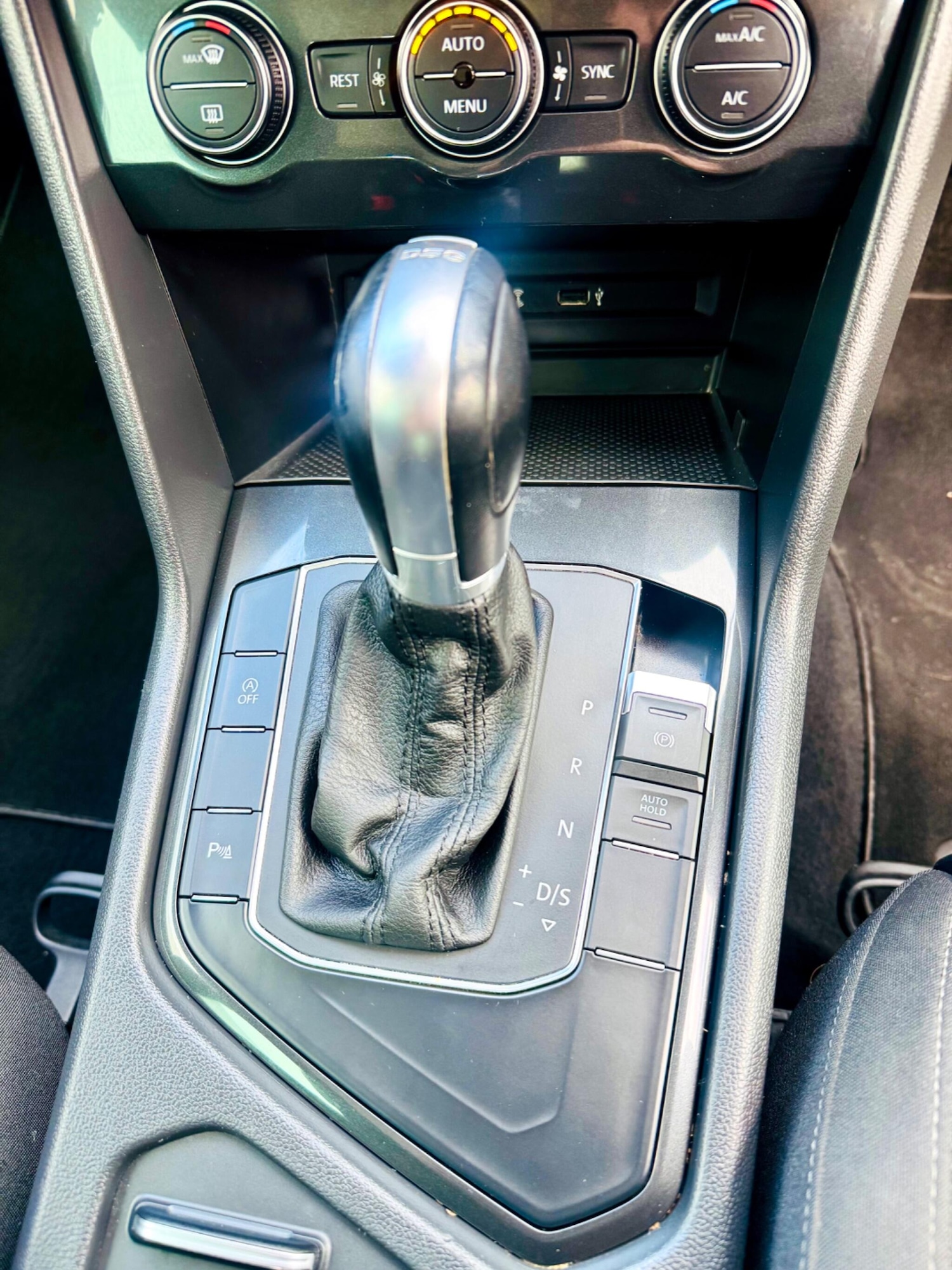 Used Volkswagen Tiguan 2017 for sale - 77625037: Photo 11