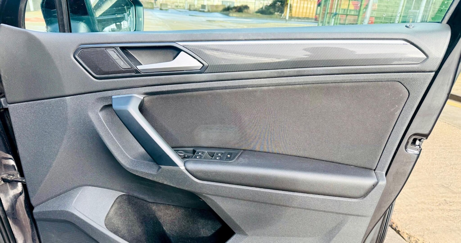 Used Volkswagen Tiguan 2017 for sale - 77625037: Photo 22