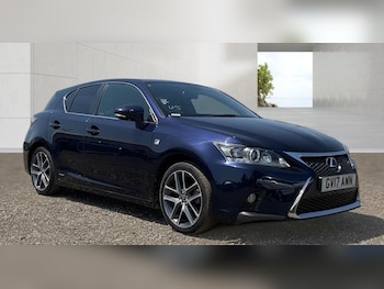 Used Lexus CT 2017 for sale - 79075597: Photo