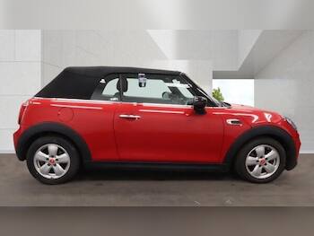 Used MINI Convertible 2019 for sale - 79645921: Photo