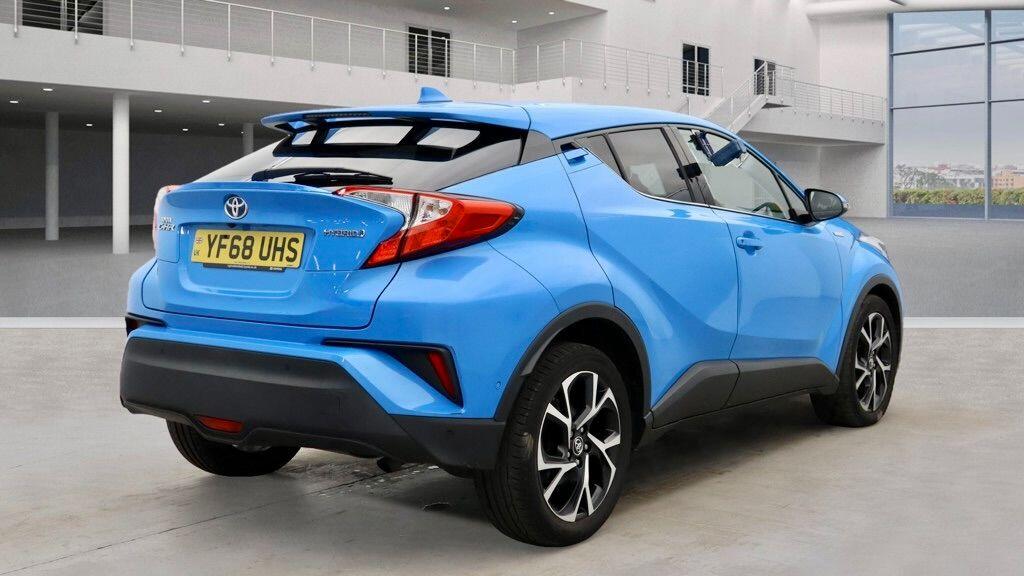 Used Toyota C-HR 2018 for sale - 77120786: Photo 2