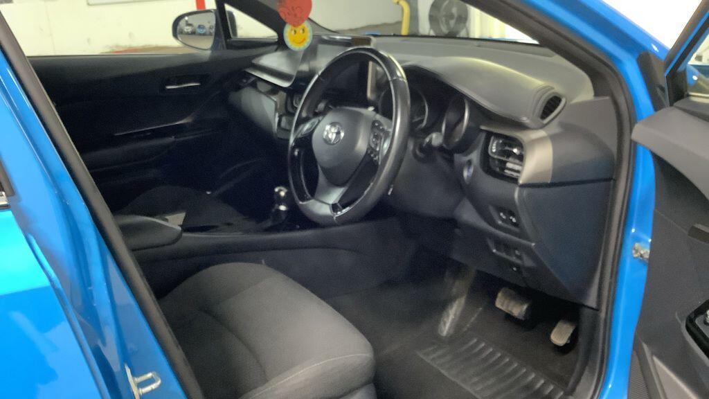 Used Toyota C-HR 2018 for sale - 77120786: Photo 7