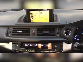 Used Lexus CT 2011 for sale - 76899660: Photo