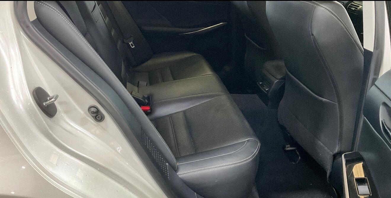 Used Lexus IS 2016 for sale - 76644942: Photo 5
