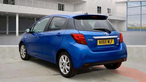 Used Toyota Yaris 2015 for sale - 76247112: Photo 9
