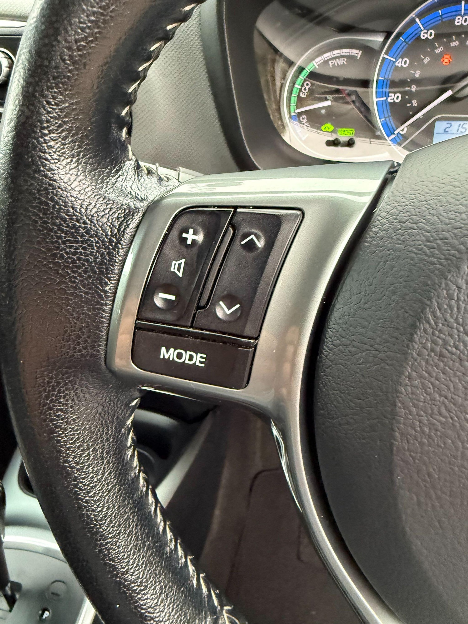 Used Toyota Yaris 2015 for sale - 76561219: Photo 21