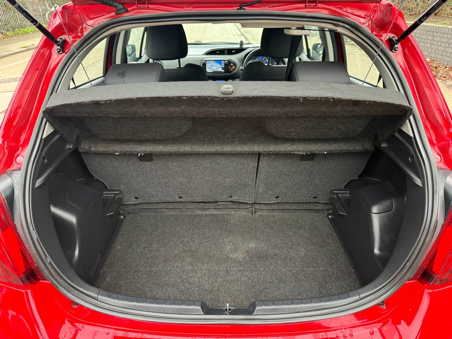 Used Toyota Yaris 2015 for sale - 76561219: Photo 25