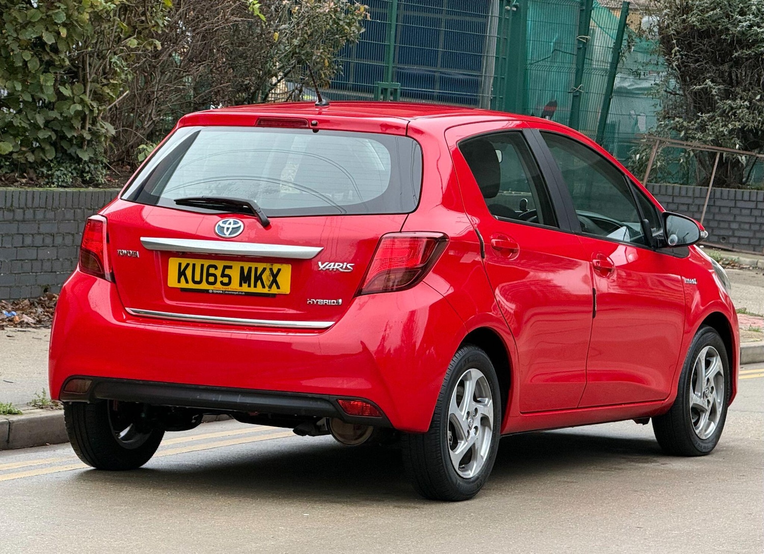 Used Toyota Yaris 2015 for sale - 76561219: Photo 8