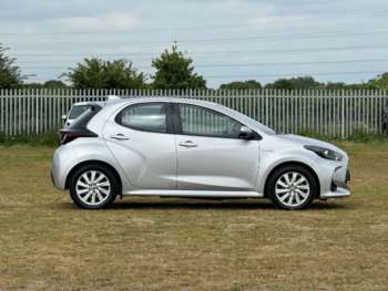 Used Toyota Yaris 2021 for sale - 74667484: Photo
