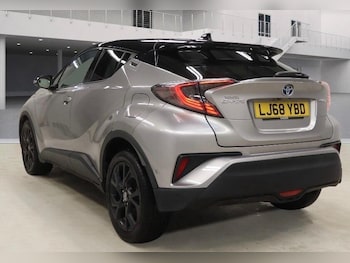 Used Toyota C-HR 2018 for sale - 77824386: Photo