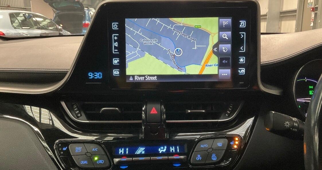 Used Toyota C-HR for sale - 77824386: Photo 9