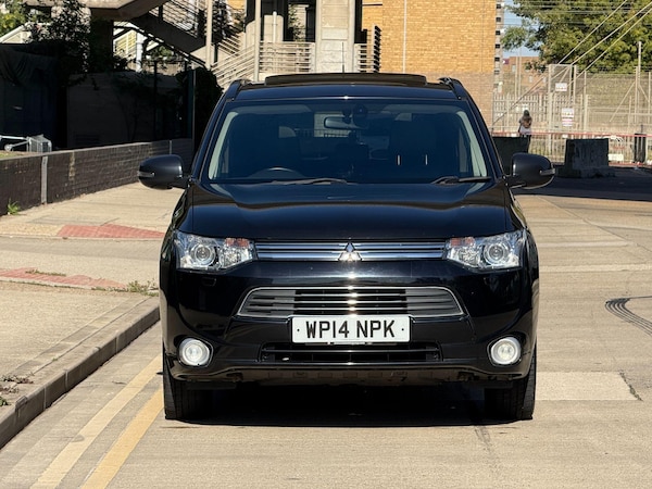 Used Mitsubishi Outlander 2014 for sale - 76084898: Photo 10
