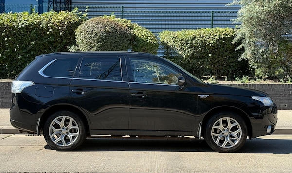 Used Mitsubishi Outlander 2014 for sale - 76084898: Photo 14