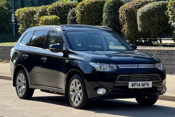 Used Mitsubishi Outlander 2014 for sale - 76084898: Photo 1