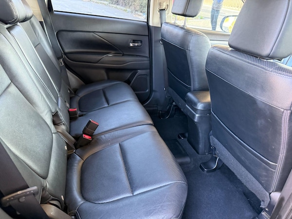 Used Mitsubishi Outlander 2014 for sale - 76084898: Photo 20