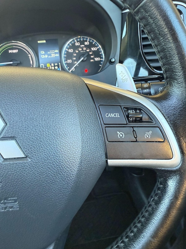 Used Mitsubishi Outlander 2014 for sale - 76084898: Photo 29