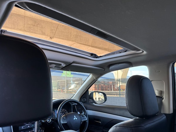 Used Mitsubishi Outlander 2014 for sale - 76084898: Photo 31