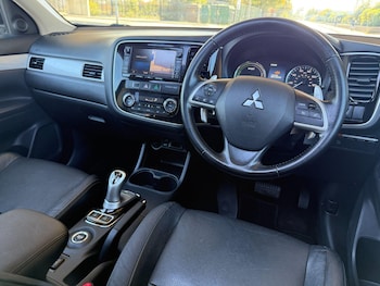 Used Mitsubishi Outlander 2014 for sale - 76084898: Photo