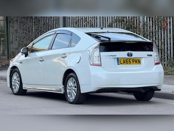 Used Toyota Prius 2015 for sale - 77238567: Photo