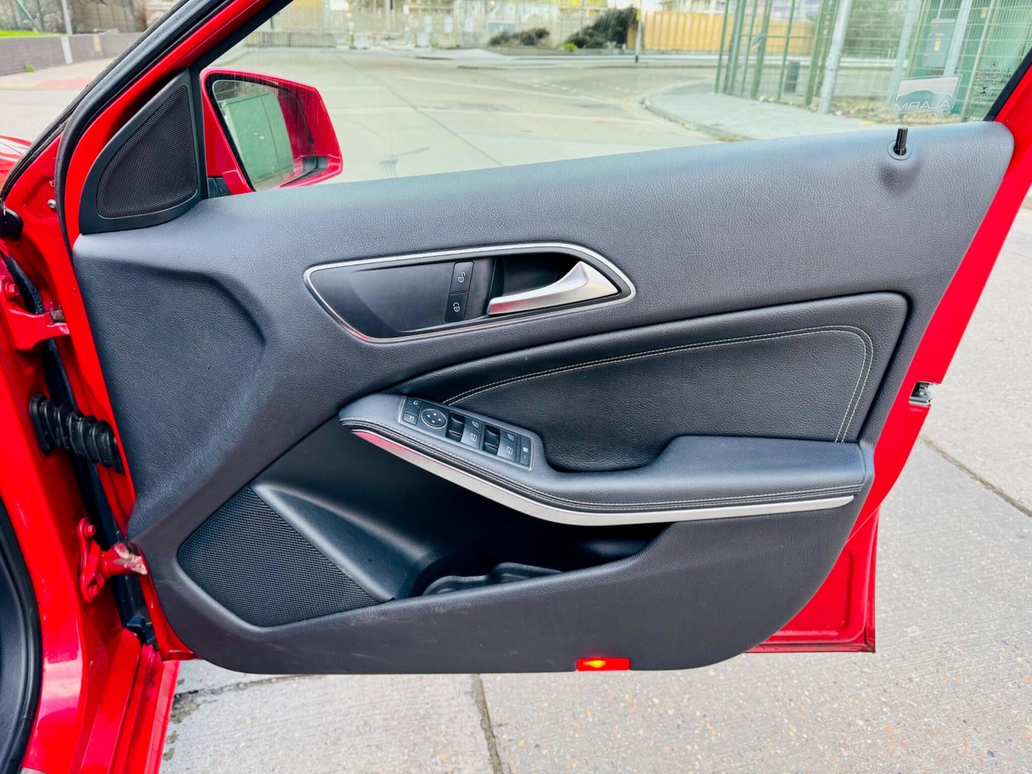 Used Mercedes-Benz A-Class 2013 for sale - 76942523: Photo 17