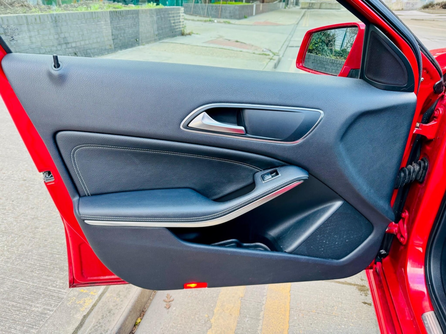 Used Mercedes-Benz A-Class 2013 for sale - 76942523: Photo 20