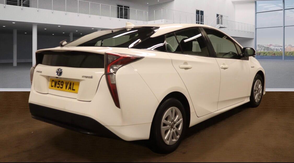 Used Toyota Prius 2017 for sale - 77799228: Photo 10