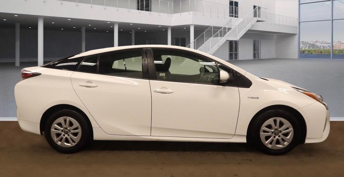 Used Toyota Prius 2017 for sale - 77799228: Photo 11
