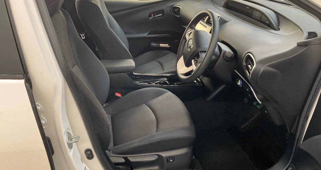 Used Toyota Prius 2017 for sale - 77799228: Photo 5