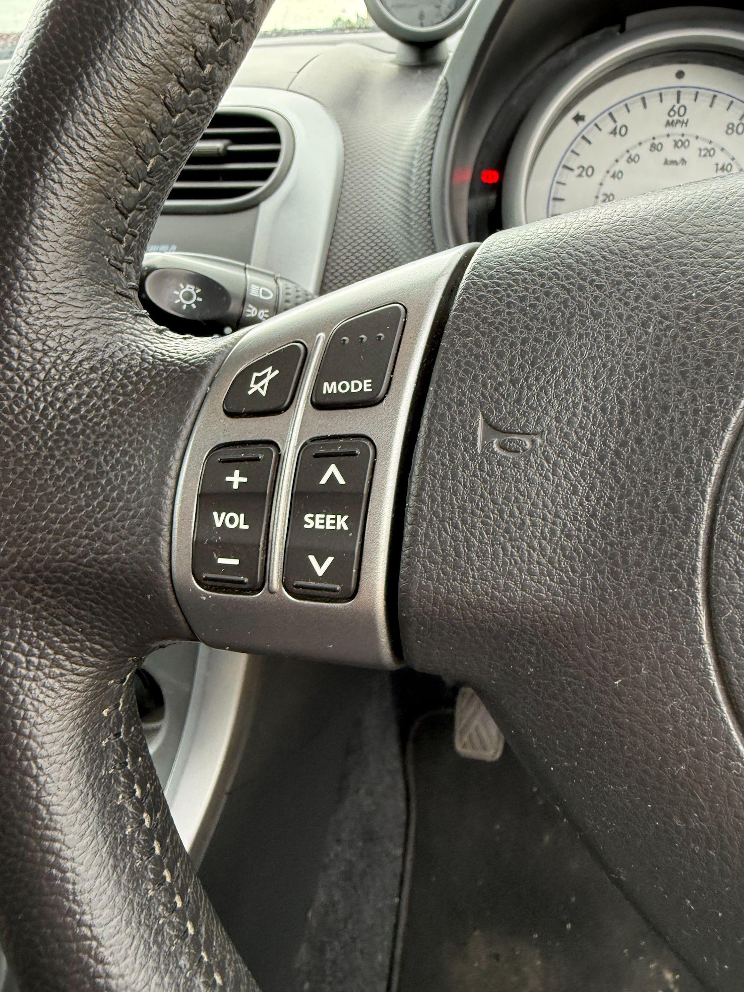 Used Suzuki Splash 2011 for sale - 76200401: Photo 18