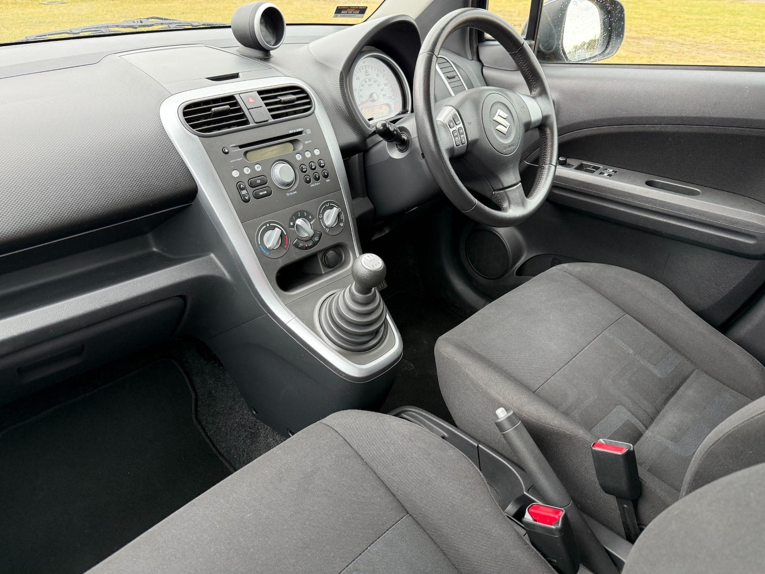 Used Suzuki Splash 2011 for sale - 76200401: Photo 22