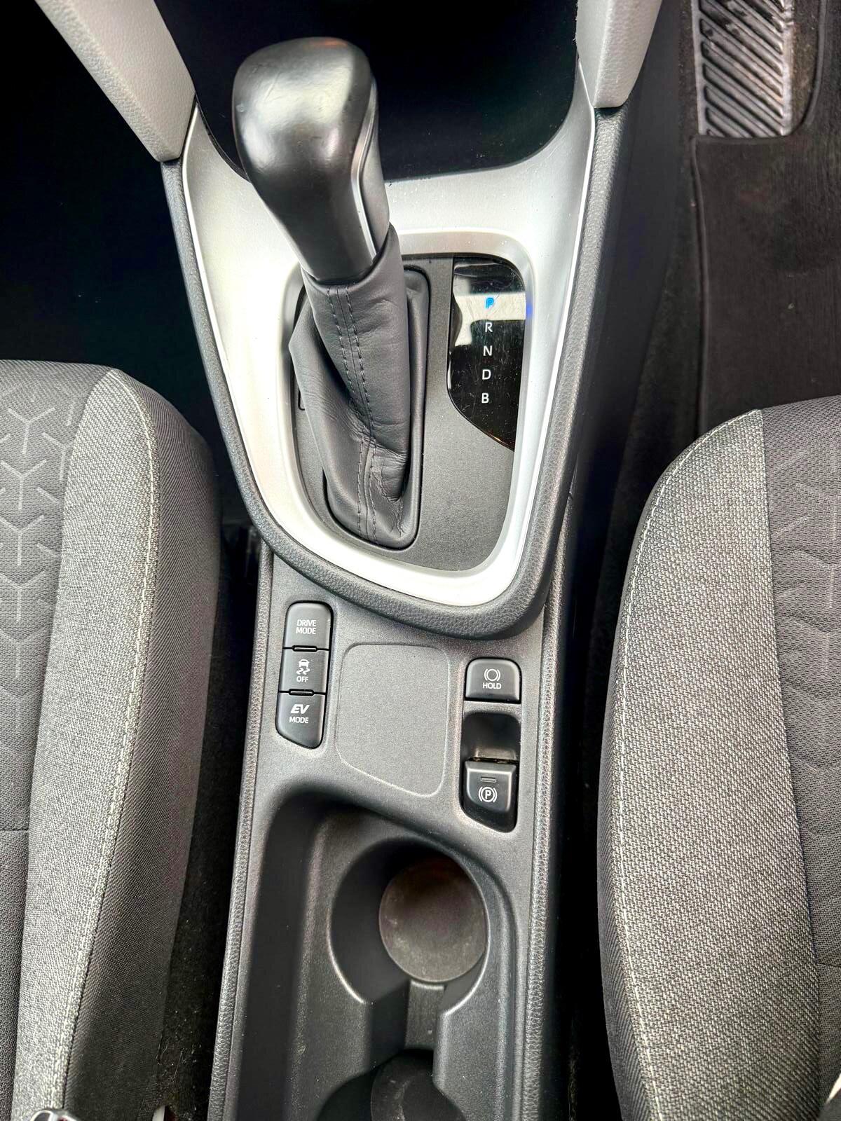 Used Toyota Yaris Cross 2022 for sale - 77892852: Photo 12