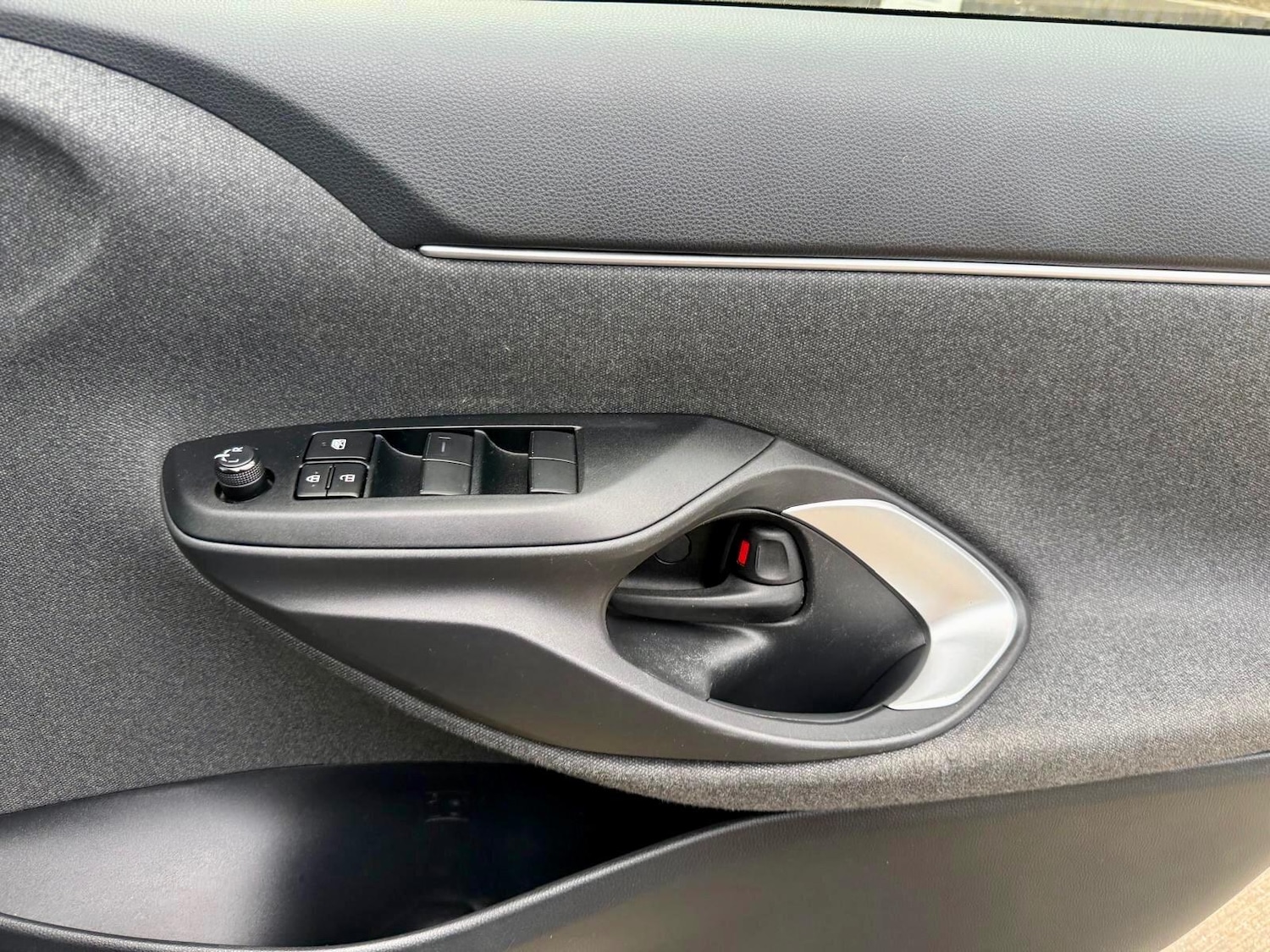 Used Toyota Yaris Cross 2022 for sale - 77892852: Photo 16