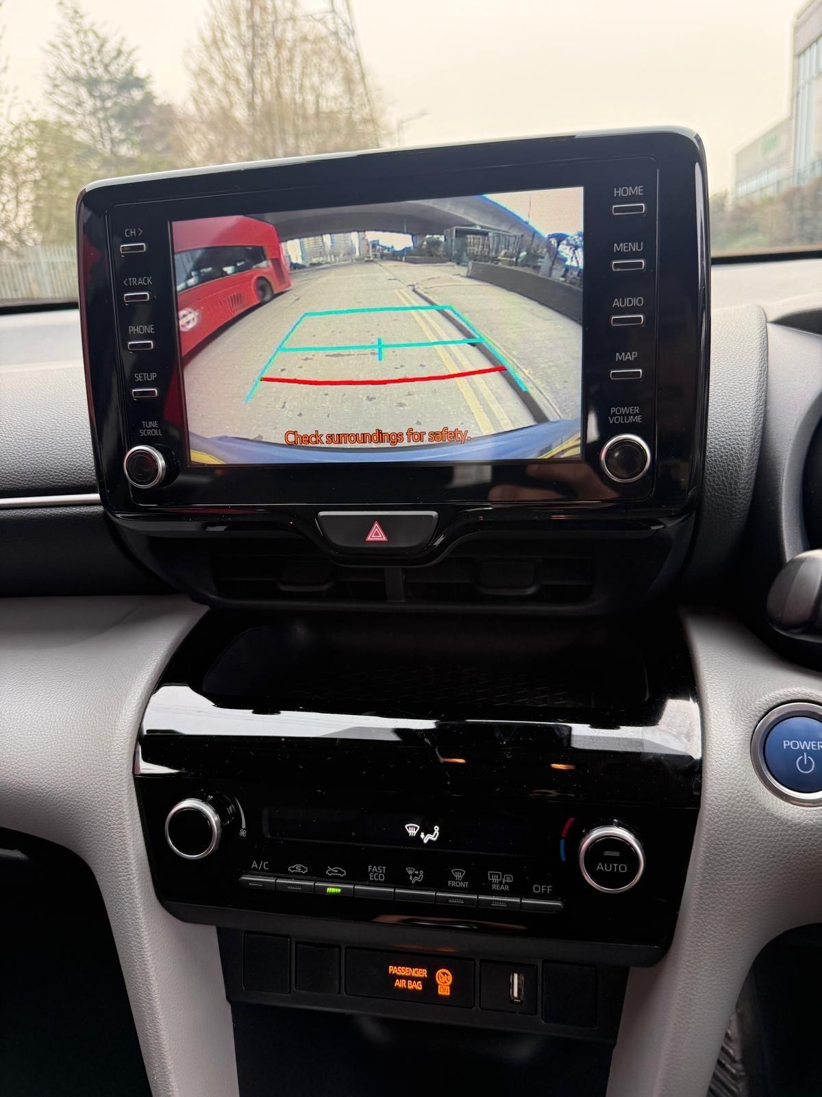 Used Toyota Yaris Cross 2022 for sale - 77892852: Photo 17