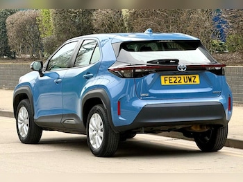 Used Toyota Yaris Cross 2022 for sale - 77892852: Photo