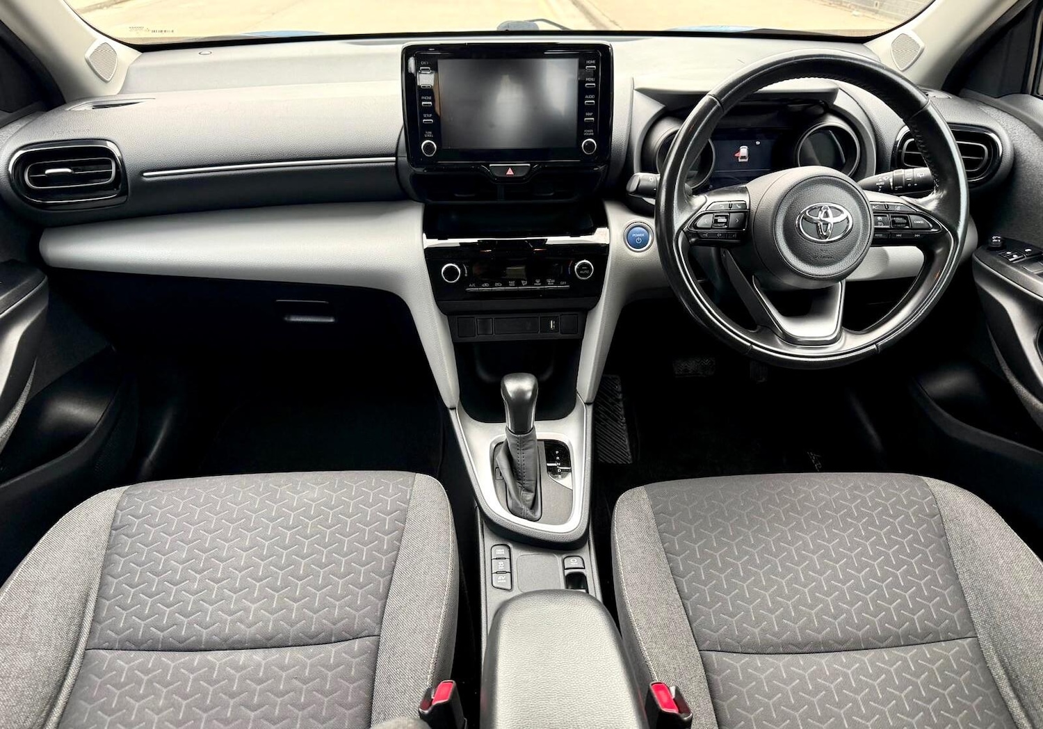 Used Toyota Yaris Cross 2022 for sale - 77892852: Photo 9